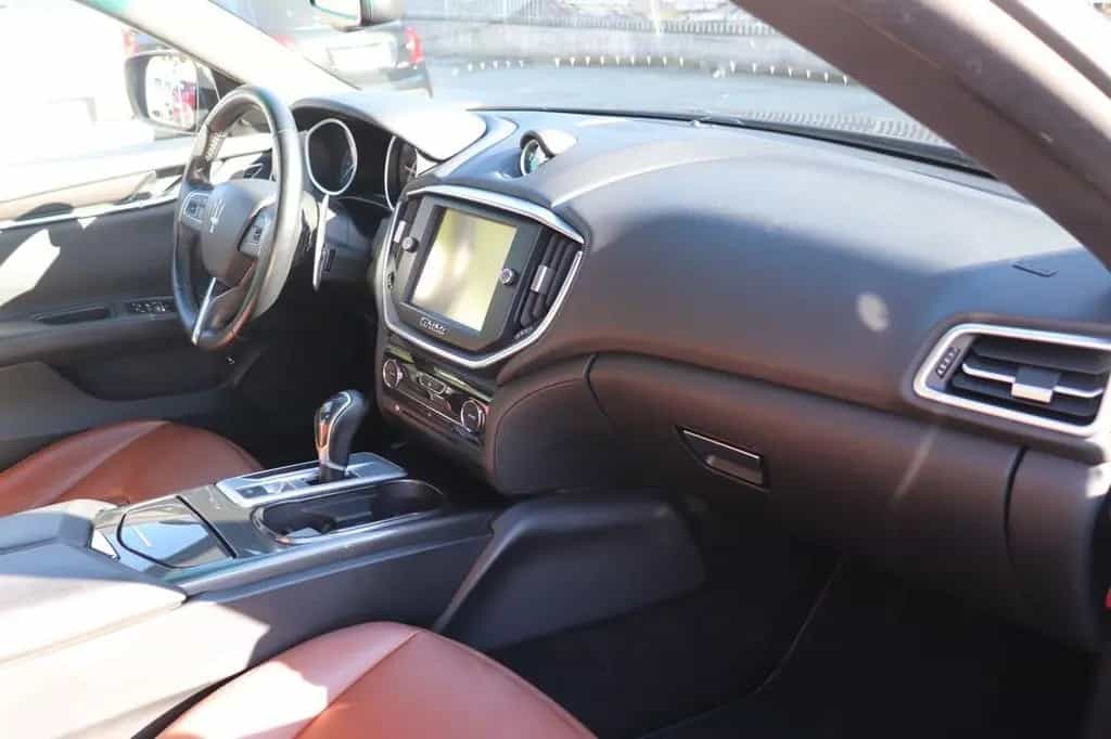 Maserati Ghibli V6 Diesel 02/2016-photo-14