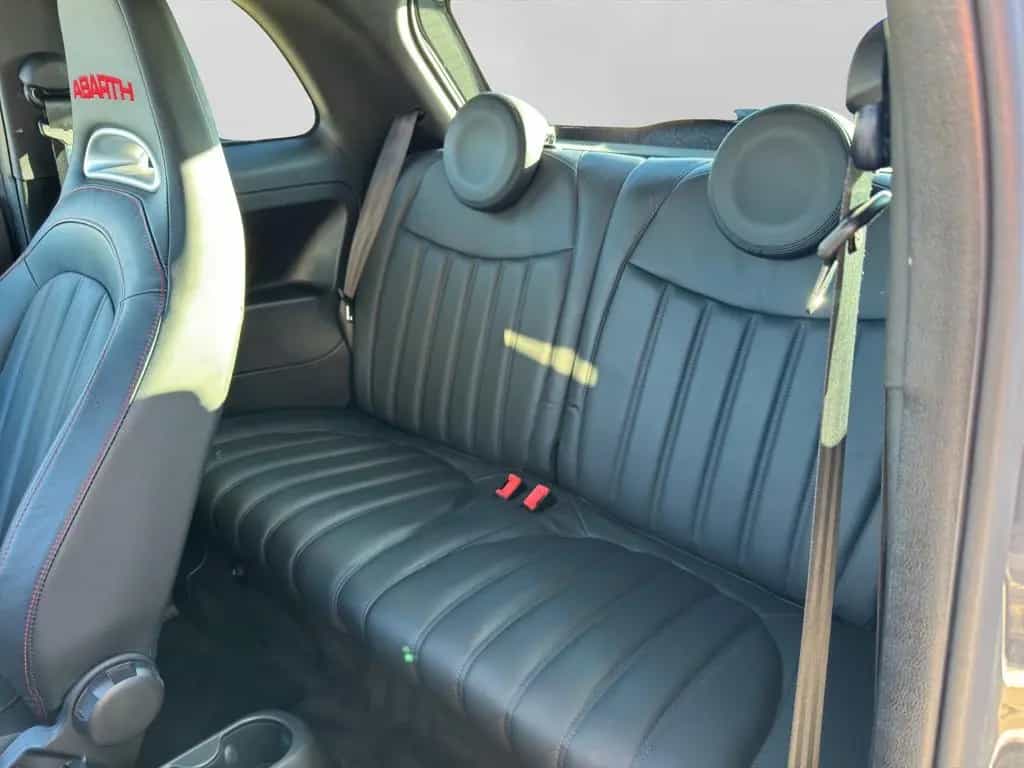 Abarth 695 XSR Yamaha Akrapovic Panorama Beats Audio 10/2017-photo-10