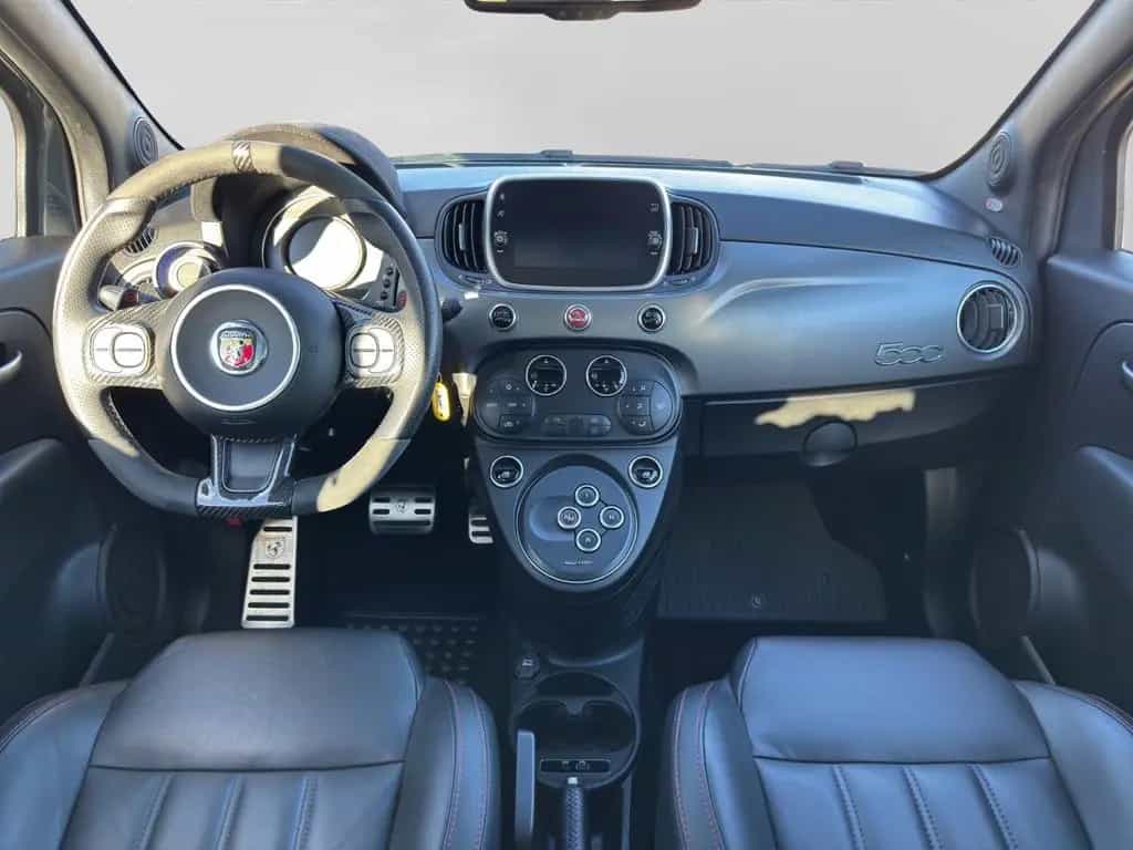 Abarth 695 XSR Yamaha Akrapovic Panorama Beats Audio 10/2017-photo-13