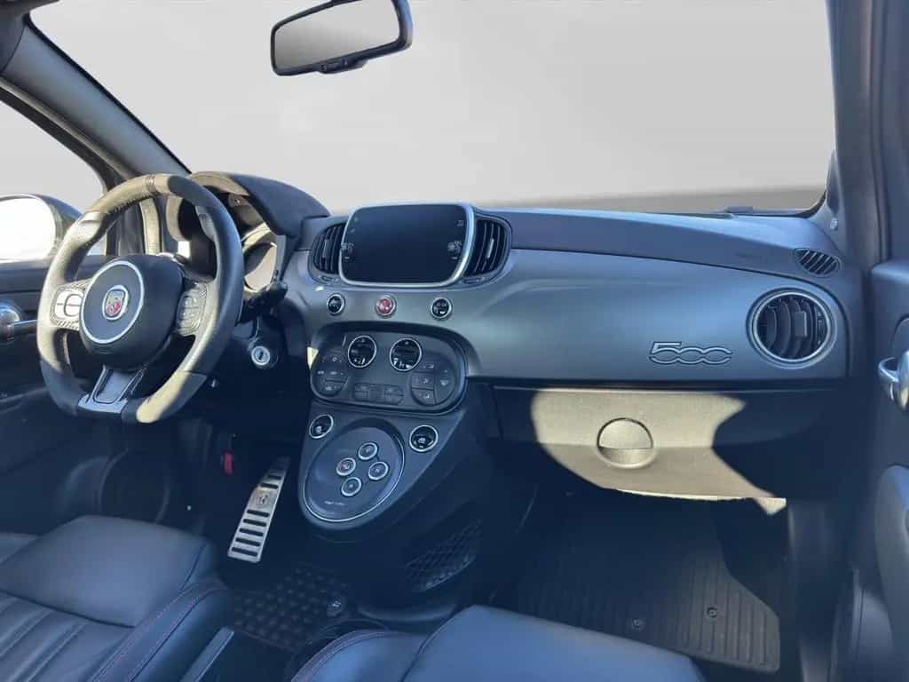 Abarth 695 XSR Yamaha Akrapovic Panorama Beats Audio 10/2017-photo-14