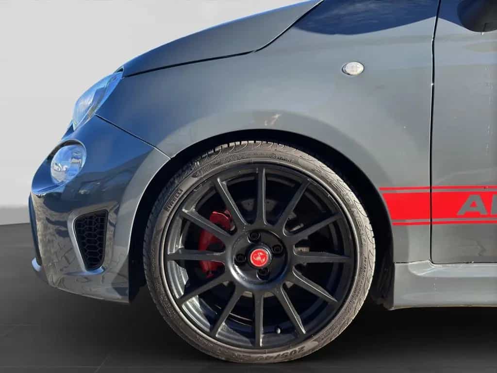 Abarth 695 XSR Yamaha Akrapovic Panorama Beats Audio 10/2017-photo-21