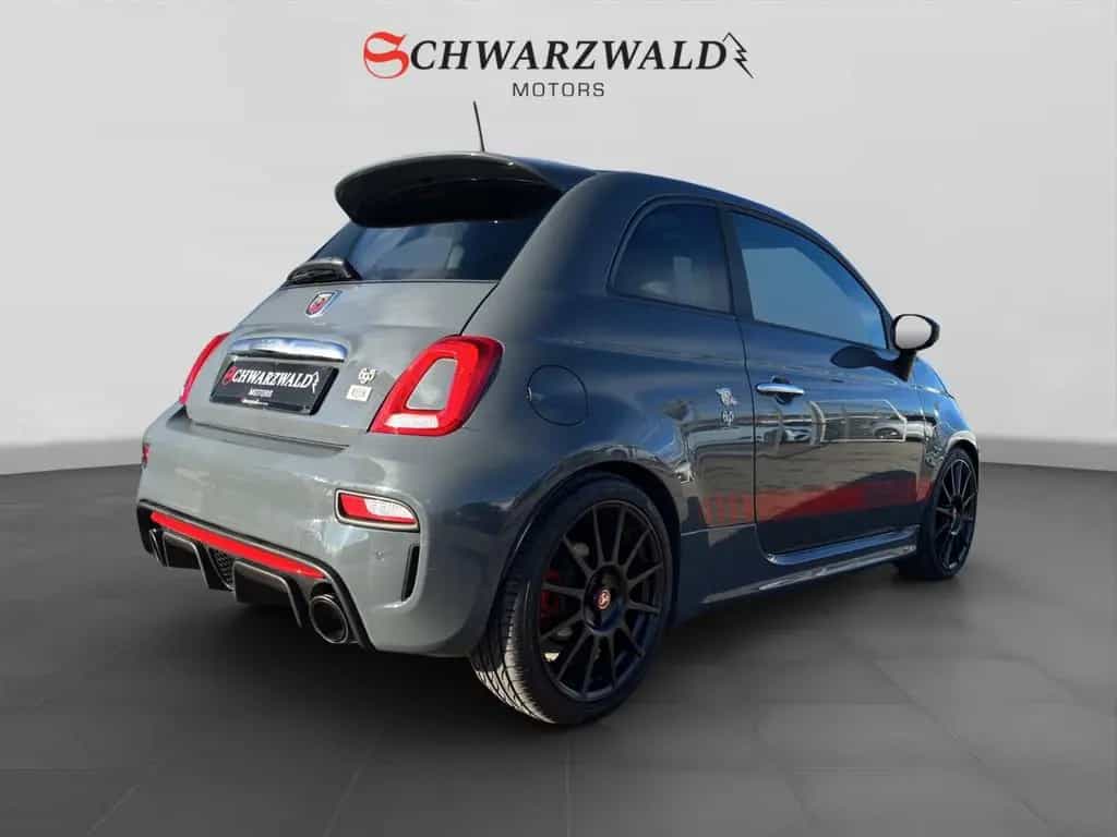 Abarth 695 XSR Yamaha Akrapovic Panorama Beats Audio 10/2017-photo-4