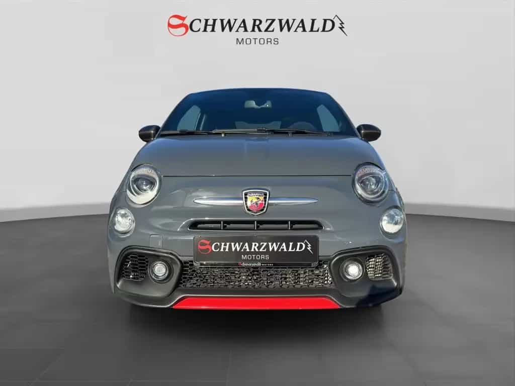 Abarth 695 XSR Yamaha Akrapovic Panorama Beats Audio 10/2017-photo-7
