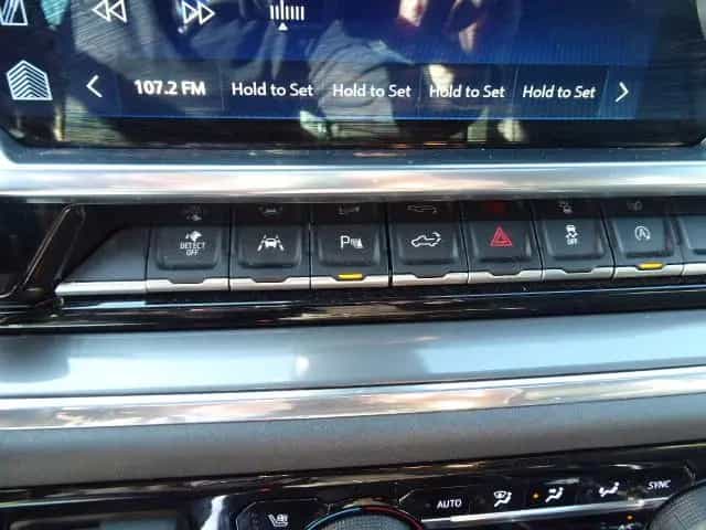 Chevrolet Silverado 6,2l V8 High-Country 1.Hand 01/2024-photo-12