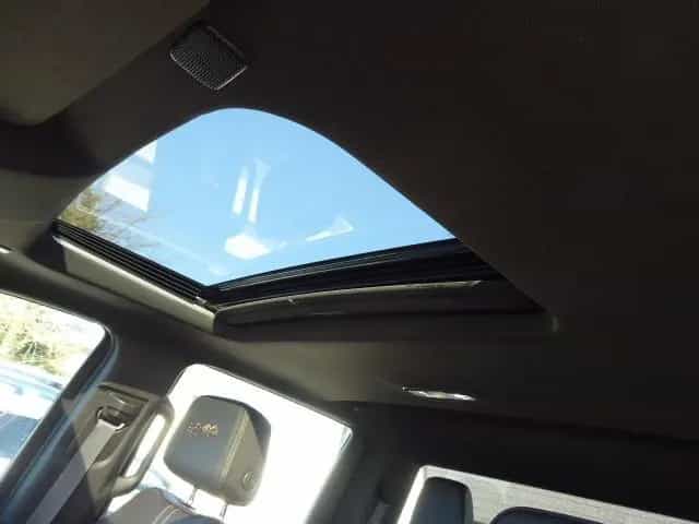Chevrolet Silverado 6,2l V8 High-Country 1.Hand 01/2024-photo-7