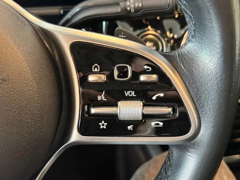 Mercedes-Benz B-Class 180 Prog. 7G-DCT LED SHZ RFK Ambiente Pano-SHD 03/2019-photo-18