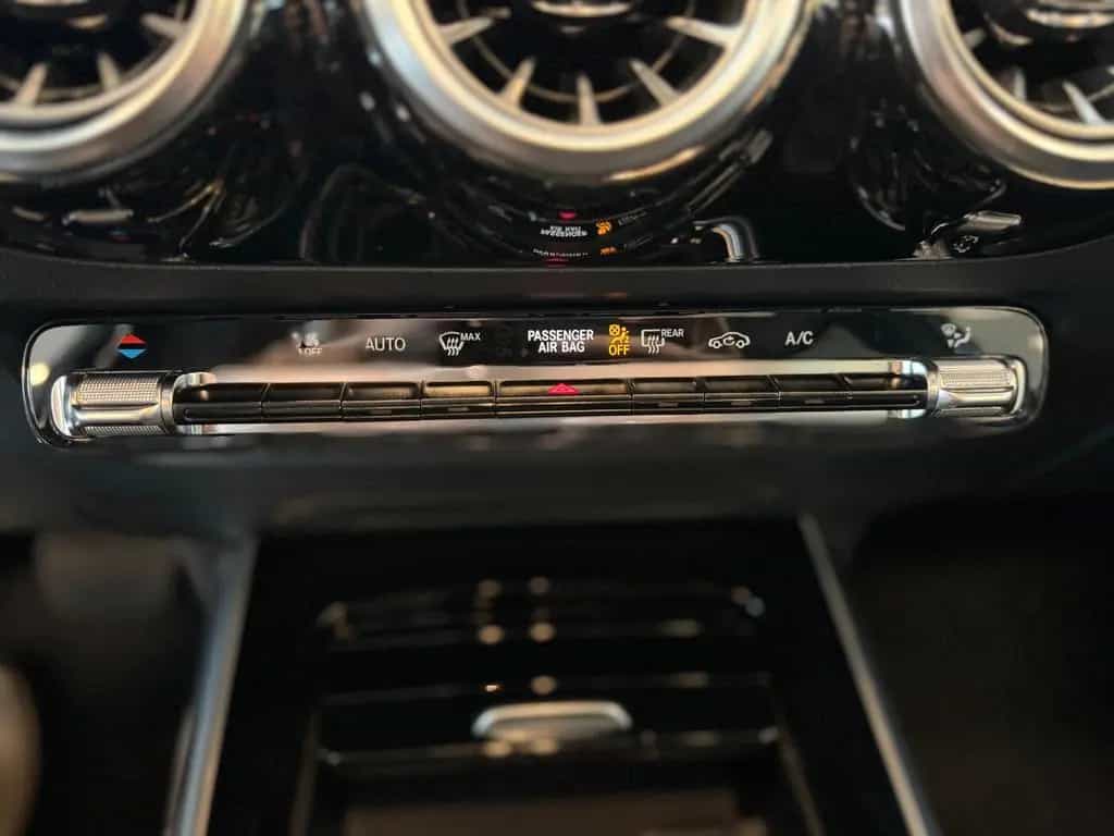 Mercedes-Benz B-Class 180 Prog. 7G-DCT LED SHZ RFK Ambiente Pano-SHD 03/2019-photo-22