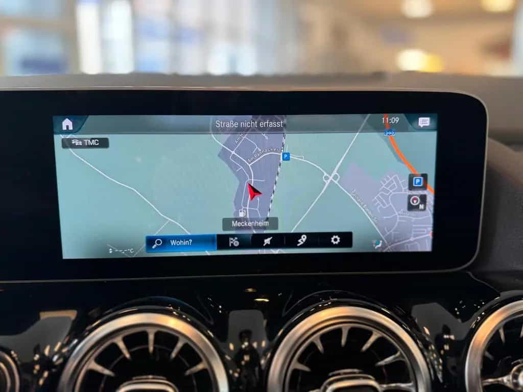 Mercedes-Benz B-Class 180 Prog. 7G-DCT LED SHZ RFK Ambiente Pano-SHD 03/2019-photo-23
