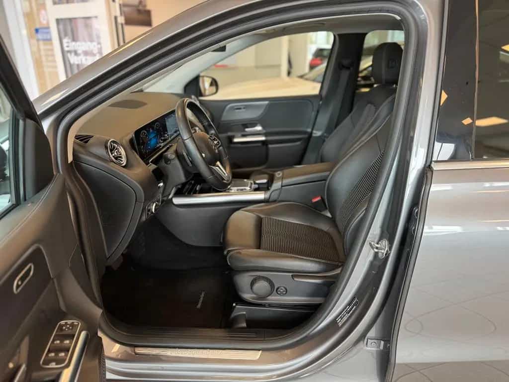 Mercedes-Benz B-Class 180 Prog. 7G-DCT LED SHZ RFK Ambiente Pano-SHD 03/2019-photo-8