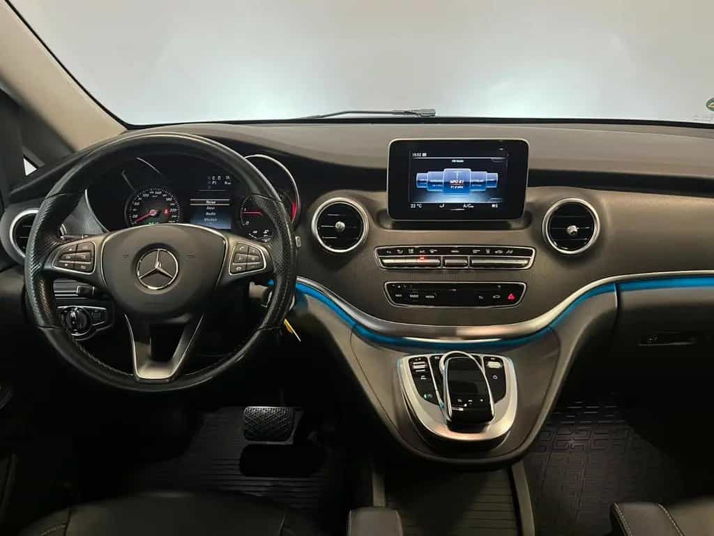 Mercedes-Benz V-Class 250d extralang Avantgarde *8Sitze-LED-Kamera* 10/2016-photo-11