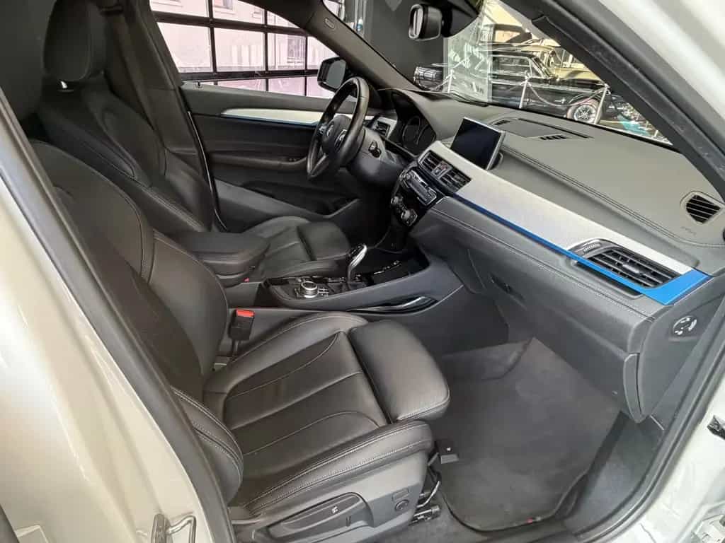 BMW X2 xDrive25d Aut.M Sport+Navi+Leder+Sitzheiz.+DAB 10/2021-photo-12