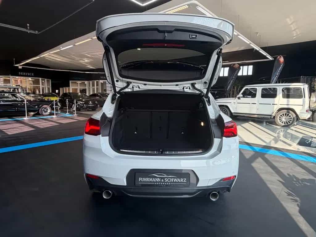 BMW X2 xDrive25d Aut.M Sport+Navi+Leder+Sitzheiz.+DAB 10/2021-photo-9