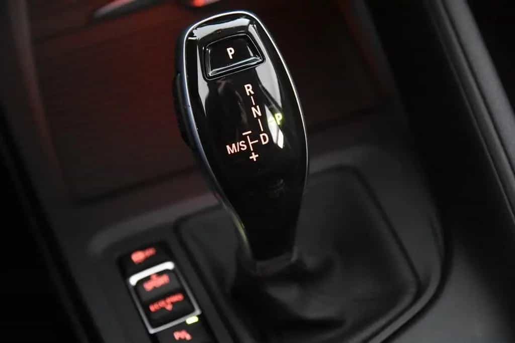 BMW X1 sDrive18i A xLine  *1.Hand*Leder*Navi*SHZ* 11/2021-photo-10
