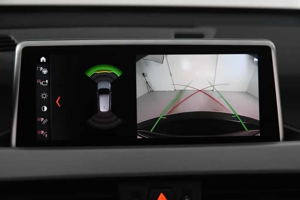 BMW X1 sDrive18i A xLine  *1.Hand*Leder*Navi*SHZ* 11/2021-photo-15