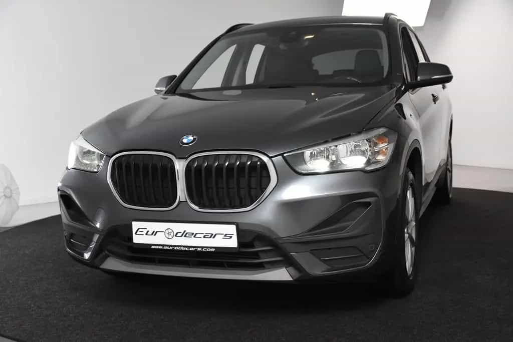 BMW X1 sDrive18i A xLine  *1.Hand*Leder*Navi*SHZ* 11/2021-photo-23