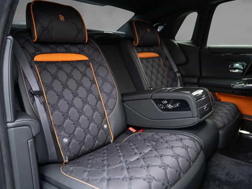 Rolls-Royce Ghost Black Badge 11/2025-photo-8