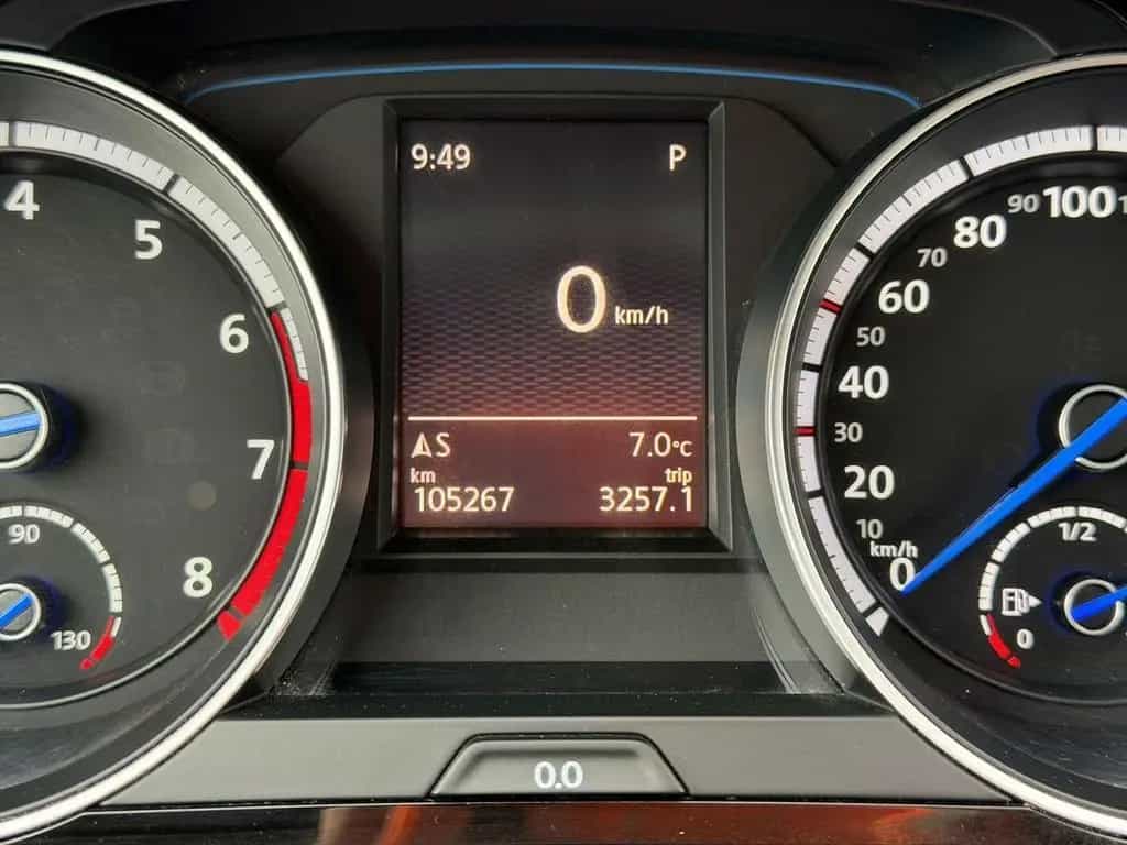 Volkswagen Golf 05/2016-photo-17