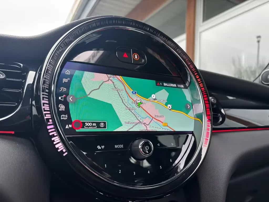 MINI John Cooper Works Essential Trim Pano Harman 03/2024-photo-10