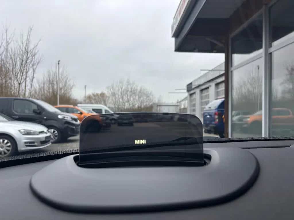 MINI John Cooper Works Essential Trim Pano Harman 03/2024-photo-13