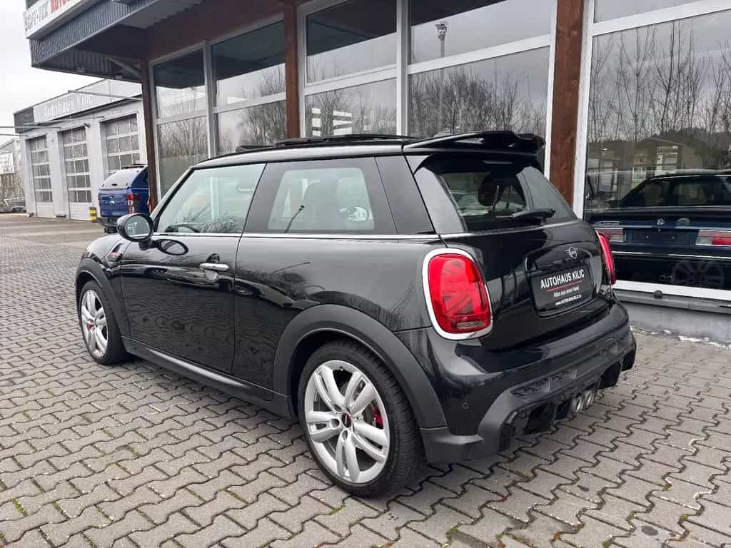 MINI John Cooper Works Essential Trim Pano Harman 03/2024-photo-2