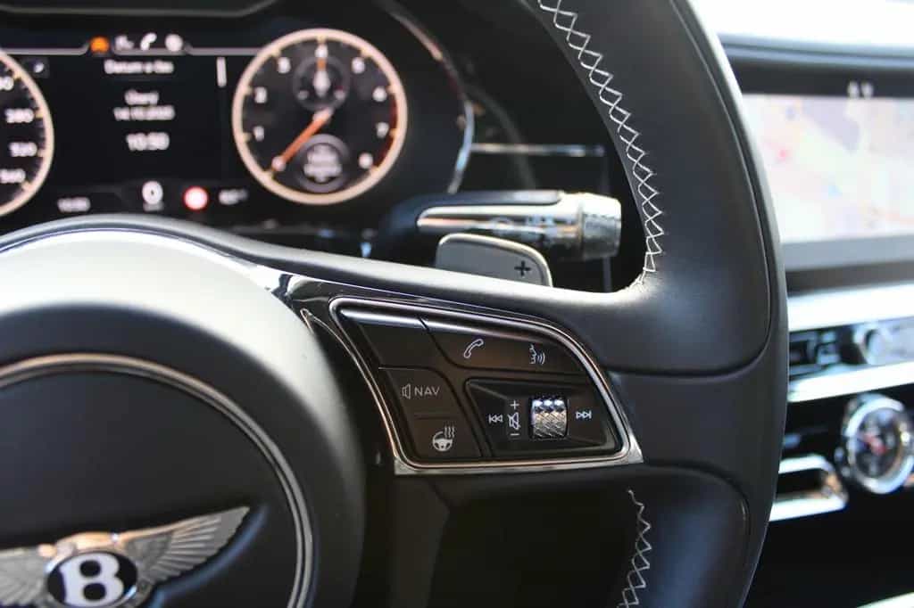 Bentley Flying Spur W12 BENTLEY WARRANTY*MULLINER FIRST EDITION 08/2020-photo-14