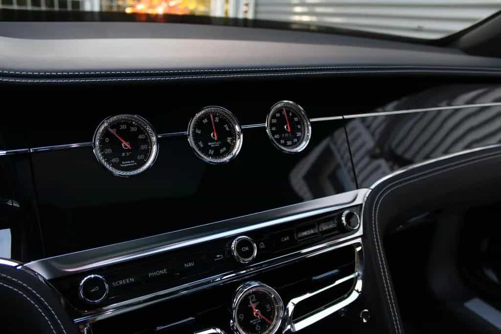 Bentley Flying Spur W12 BENTLEY WARRANTY*MULLINER FIRST EDITION 08/2020-photo-20
