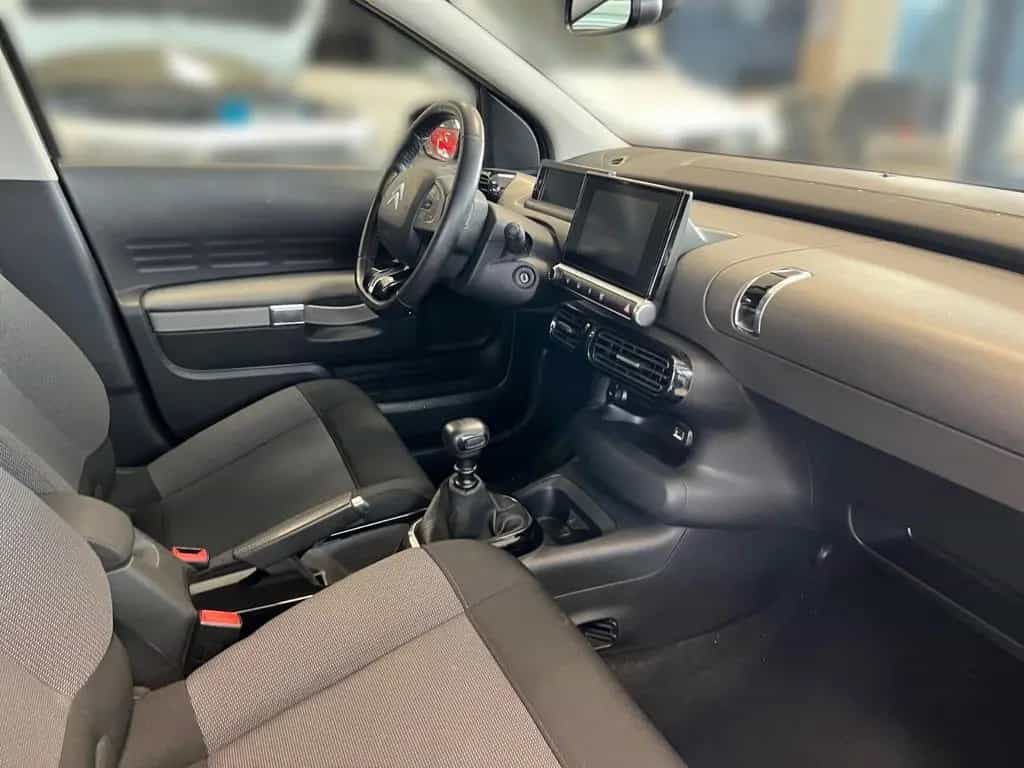 Citroën C4 Cactus Feel 1.2 110 PureTech PDC/SHZ/DAB 11/2020-photo-4