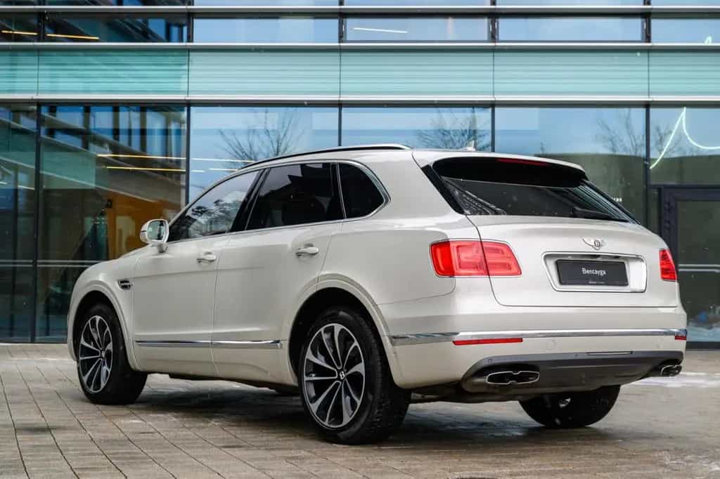 Bentley Bentayga V8 Centenary Specification 05/2019-photo-5