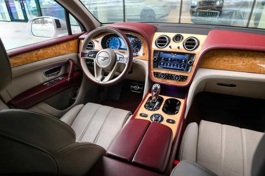 Bentley Bentayga V8 Centenary Specification 05/2019-photo-7