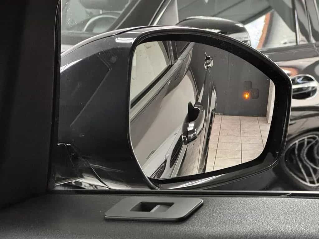 Land Rover Discovery Sport R-Dynamic SE AWD Digital Mirror 10/2020-photo-18