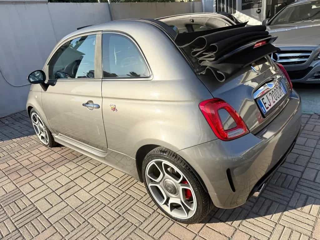 Abarth 500C 1.4 Turbo T-Jet Cabrio 05/2011-photo-4