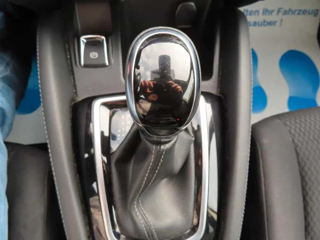 Nissan Qashqai AUTOMATIK KLIMA SHZG LMF ALLWETTER 03/2019-photo-16
