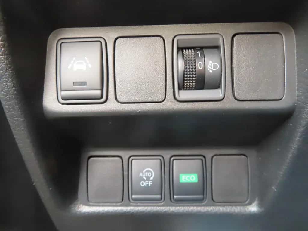 Nissan Qashqai AUTOMATIK KLIMA SHZG LMF ALLWETTER 03/2019-photo-19