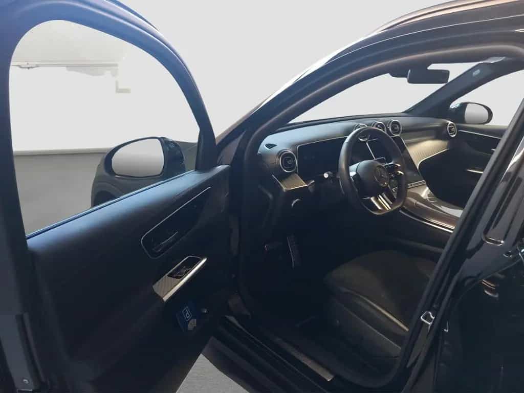 Mercedes-Benz GLC 200 4MATIC AMGLine*NightPaket*Kamera*CarPLay 06/2025-photo-13