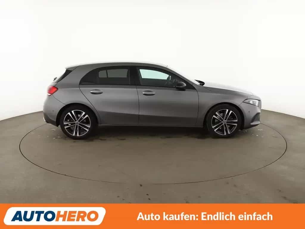Mercedes-Benz A-Class 220 Edition 19 Aut.*NAV*LED*TEMP*PDC*SHZ*ALU* 09/2019-photo-6