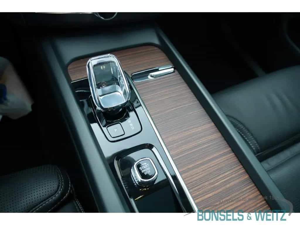 Volvo XC60 Ultimate Dark B4 DIESEL AWD AUTOMATIK ULTIM 01/2023-photo-12
