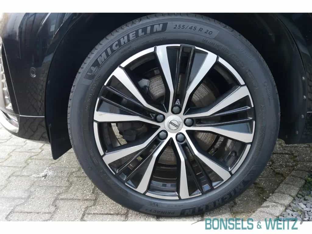 Volvo XC60 Ultimate Dark B4 DIESEL AWD AUTOMATIK ULTIM 01/2023-photo-19