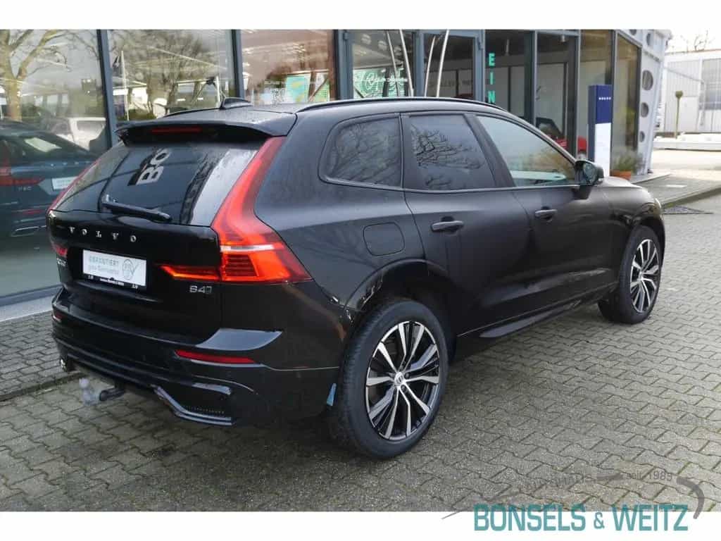 Volvo XC60 Ultimate Dark B4 DIESEL AWD AUTOMATIK ULTIM 01/2023-photo-2