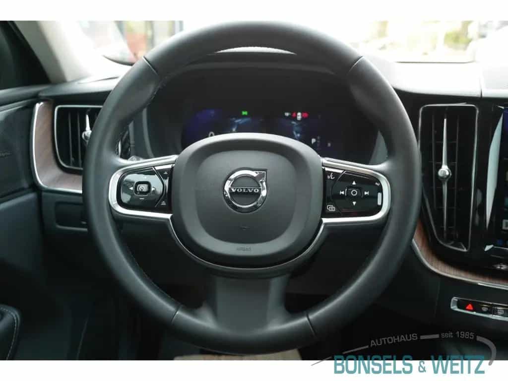 Volvo XC60 Ultimate Dark B4 DIESEL AWD AUTOMATIK ULTIM 01/2023-photo-7