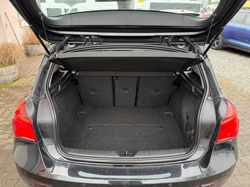 BMW 120 d  Limousine 5-trg.Advantage=Leder-LED-Navi= 09/2018-photo-21
