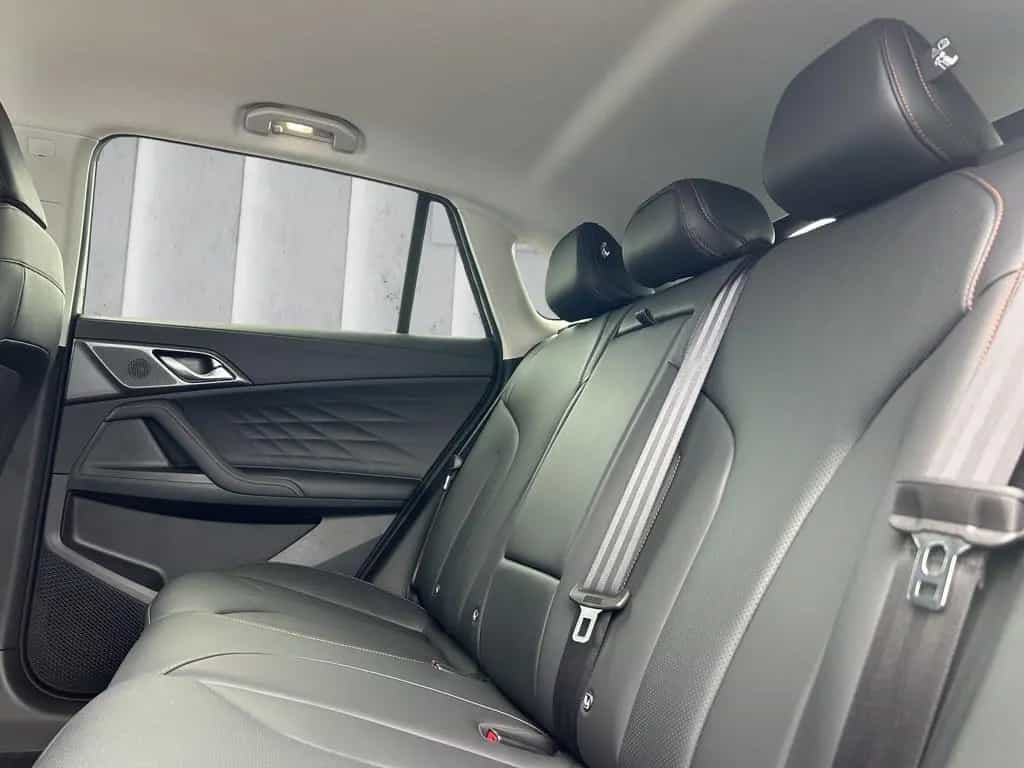 MG HS Luxury 1.5T-GDI Auto Sports Utility Vehicle. 08/2025-photo-10