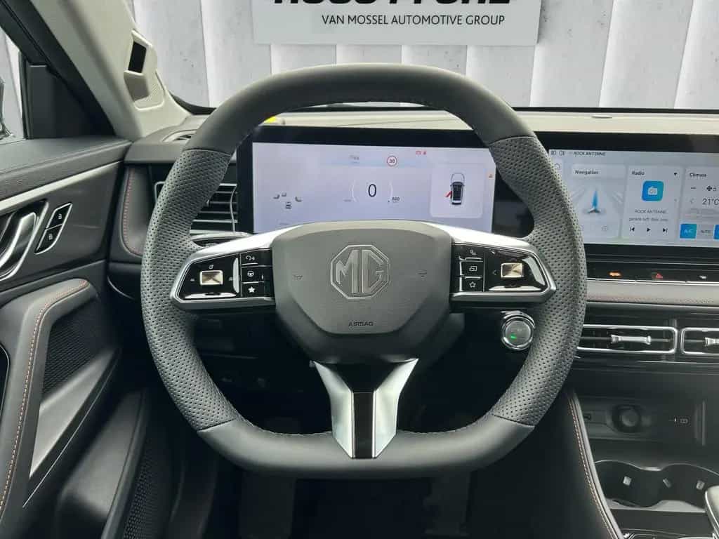 MG HS Luxury 1.5T-GDI Auto Sports Utility Vehicle. 08/2025-photo-12