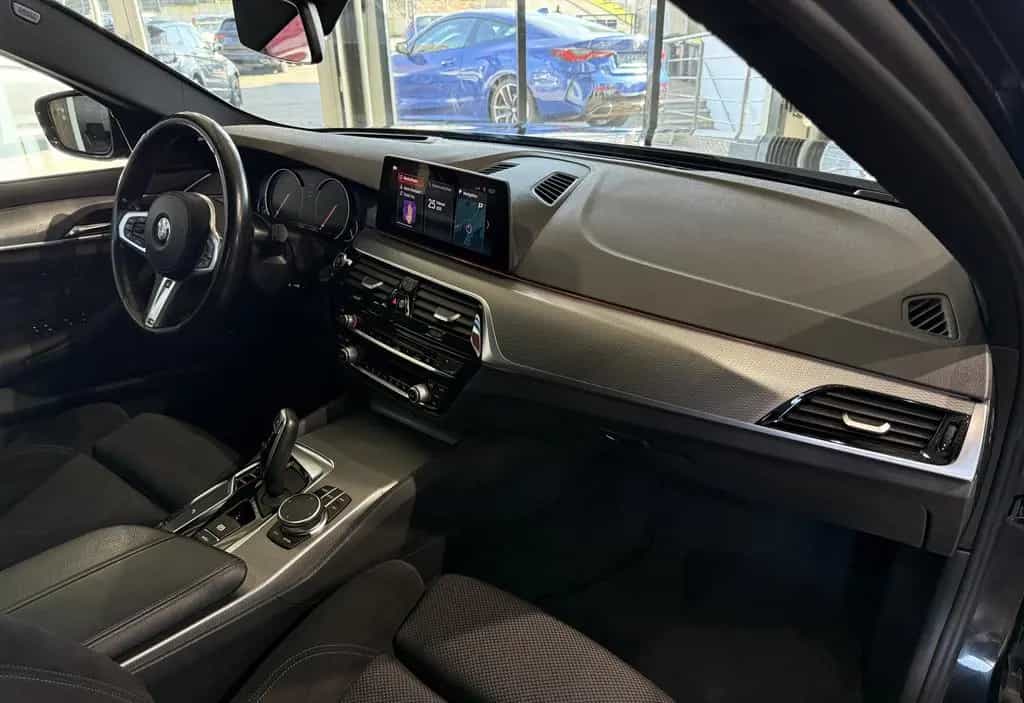 BMW 5 Series 530 i Touring M Sport*PANO*HEADUP*LED*NAVI*ACC 12/2017-photo-14