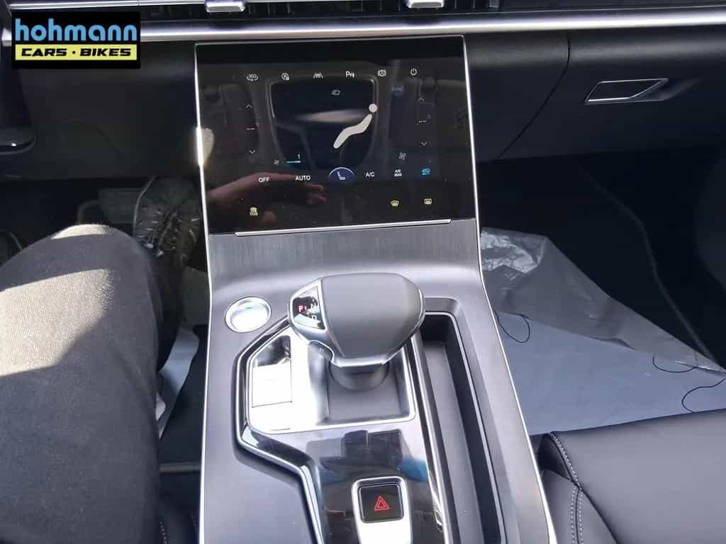 BAIC Beijing X75 - Automatik 1.5 T-GDI Neu 130 kW ... null-photo-17