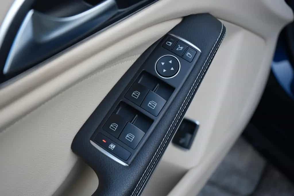 Mercedes-Benz CLA 220 Shooting Brake CLA 220 4Matic SB AMG-LINE|EXKLUSIVE-PAKET|NIGHT 02/2018-photo-25