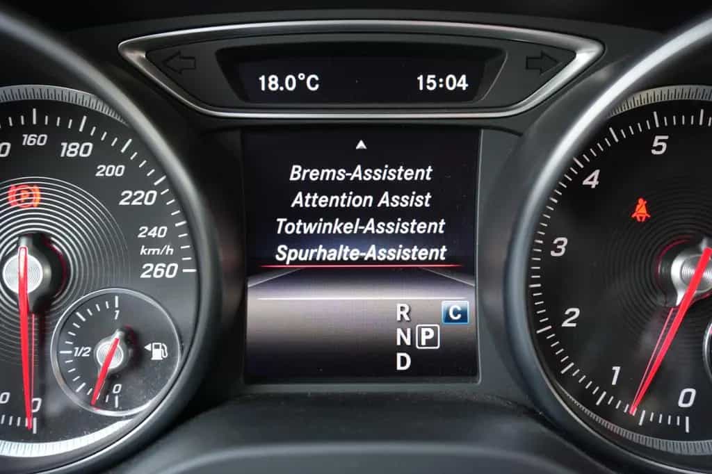 Mercedes-Benz CLA 220 Shooting Brake CLA 220 4Matic SB AMG-LINE|EXKLUSIVE-PAKET|NIGHT 02/2018-photo-29