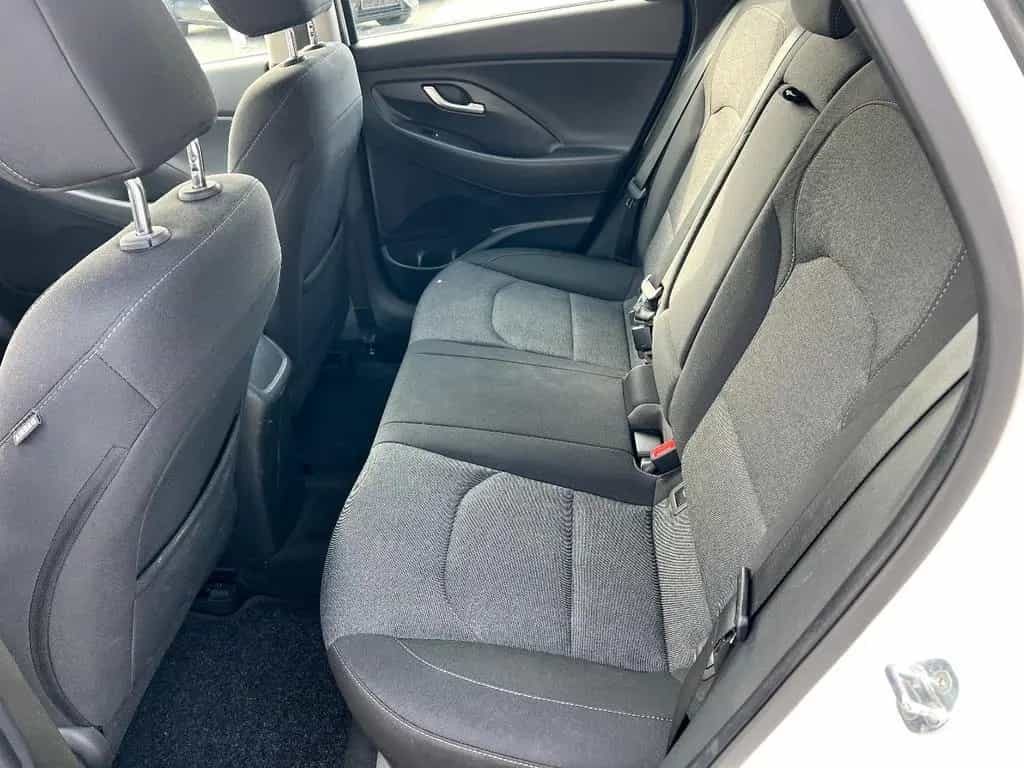 Hyundai i30 cw 1.5 T-GDI Trend *LED Navi Sitzh. Kamera* 11/2022-photo-11