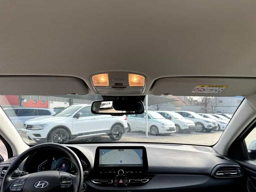 Hyundai i30 cw 1.5 T-GDI Trend *LED Navi Sitzh. Kamera* 11/2022-photo-17