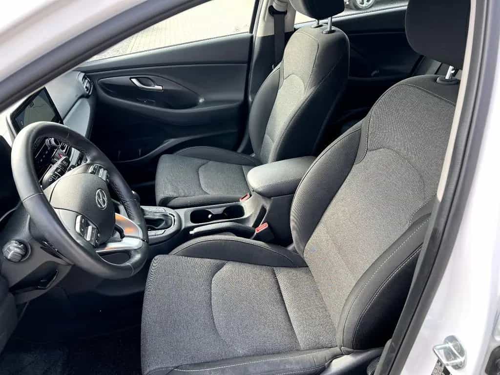 Hyundai i30 cw 1.5 T-GDI Trend *LED Navi Sitzh. Kamera* 11/2022-photo-7