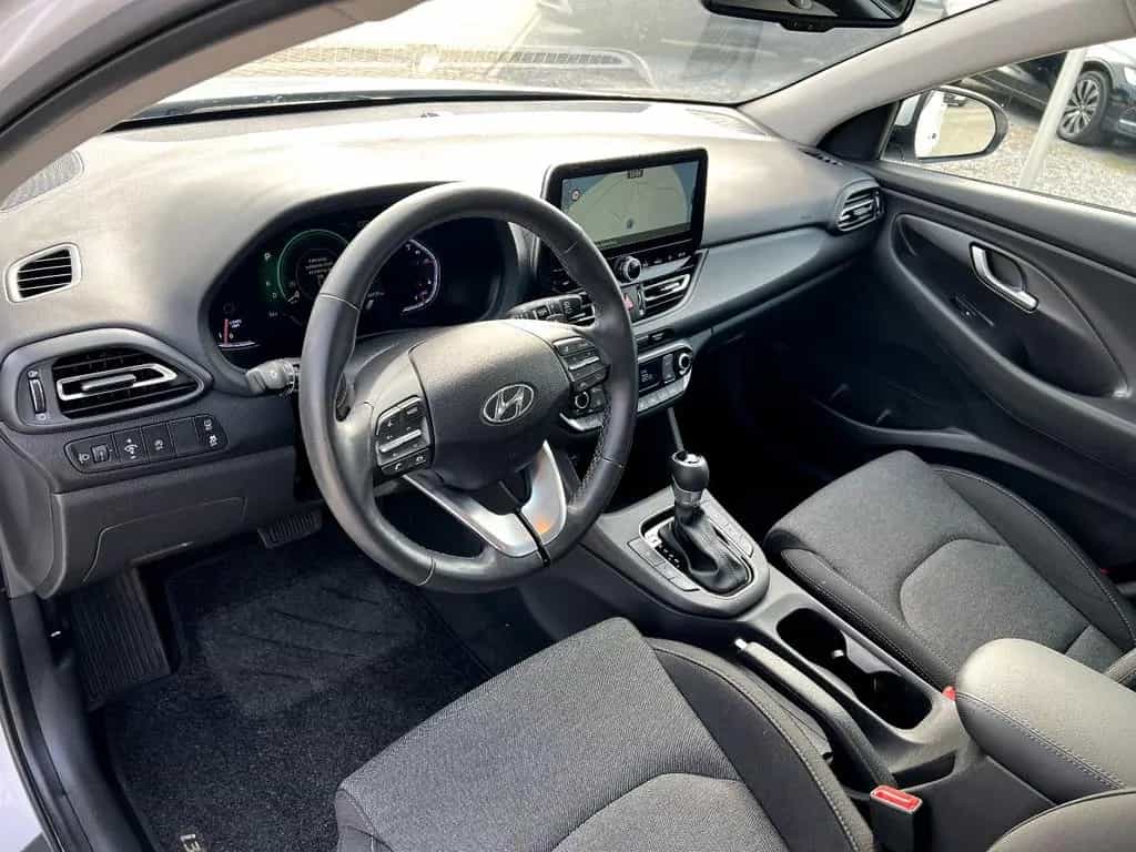 Hyundai i30 cw 1.5 T-GDI Trend *LED Navi Sitzh. Kamera* 11/2022-photo-8